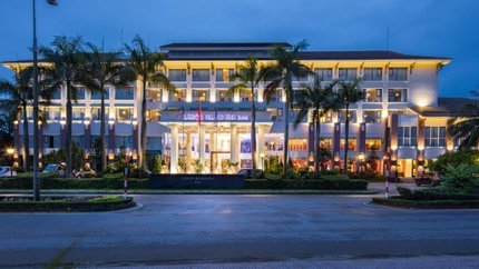 Khách sạn về đêm