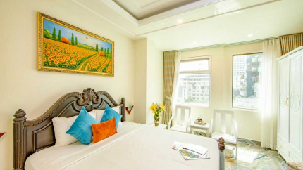 Premier Deluxe Room tại Khách sạn Saigon Hanoi