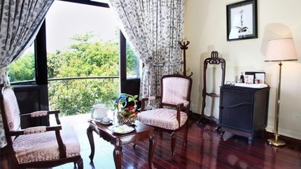 Ban công phòng Morin Suite