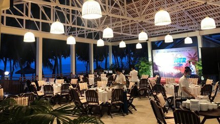 Nhà hàng rất rộng