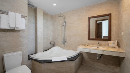 Phòng vệ sinh với trang thiết bị hiện đại
