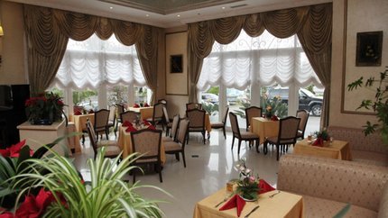 Nhà hàng với menu đa dạng các món