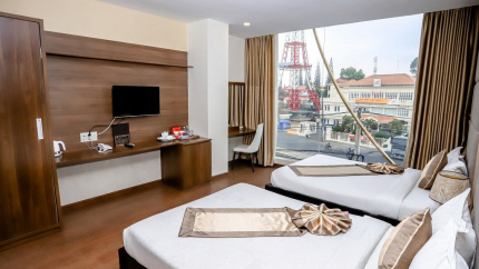 Phòng Deluxe Twin tại Bảo Lộc Sandals 2* Hotel