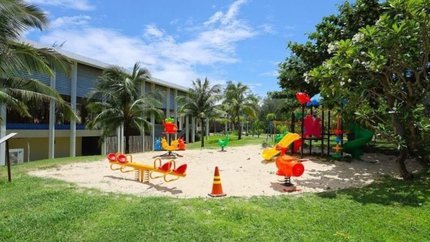 Khu vui chơi trẻ em ngoài trời