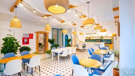 Nhà hàng sang trọng