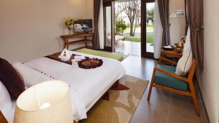 Giường  ngủ rộng, có tivi