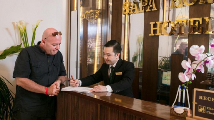 Lễ Tân Khách sạn Sapa Horizon