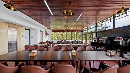 Không gian nhà hàng với sức chứa lớn