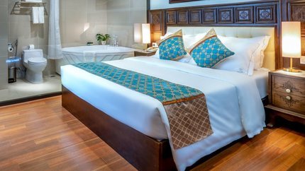 Phòng Premium view hướng ra thành phố