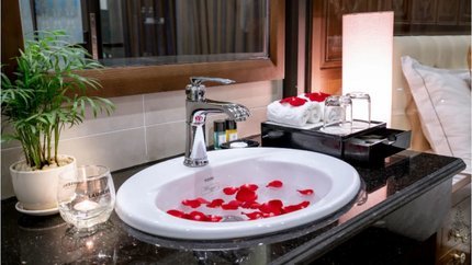 Phòng vệ sinh đầy đủ tiện nghi