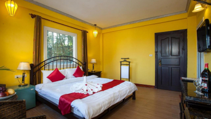 Superior Room view vườn