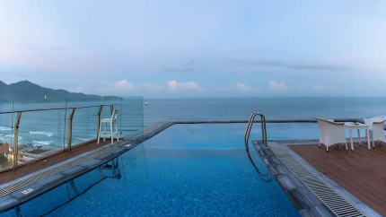 Bể Bơi ngoài trời