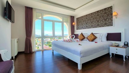 Deluxe Sea View Room