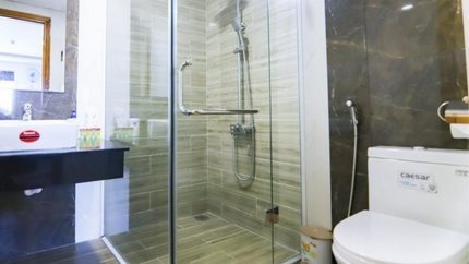 Phòng Tắm Khép Kín