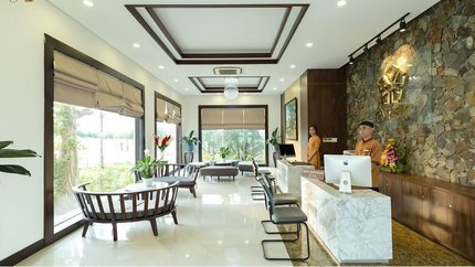 Sảnh lễ tân sang trọng
