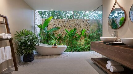 Bồn tắm riêng tư