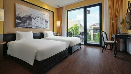 Deluxe Garden Balcony