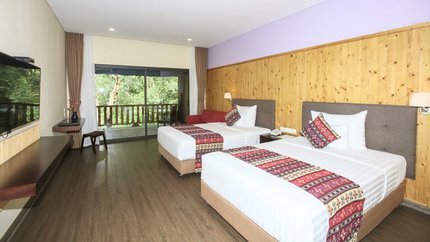 Phòng được thiết kế giản dị