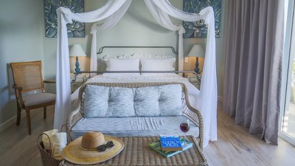 Courtyard Family Room