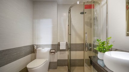 Nhà tắm Ocean Triple