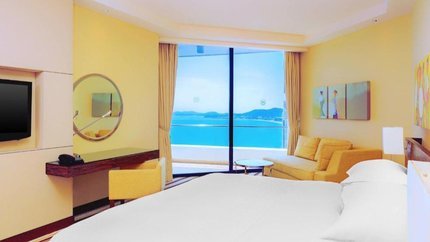 Cửa sổ nhìn thẳng ra biển