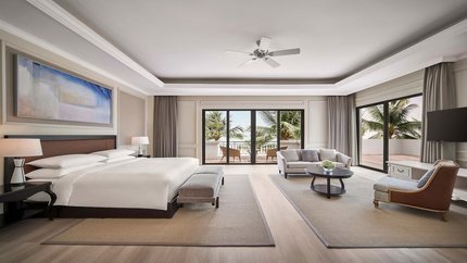 2 bedroom only ( 3 or 4 Bedroom LakeVilla )
