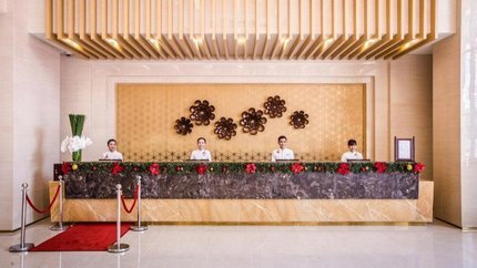 Lễ tân khách sạn