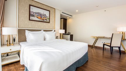 Phòng Deluxe được thiết kế sang trọng