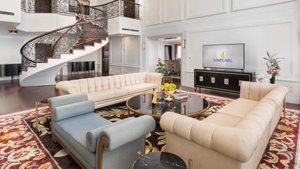 Phòng khách Presidential Suite Panoramic