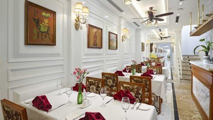 Nhà hàng với không gian đậm nét cổ điển Châu Âu