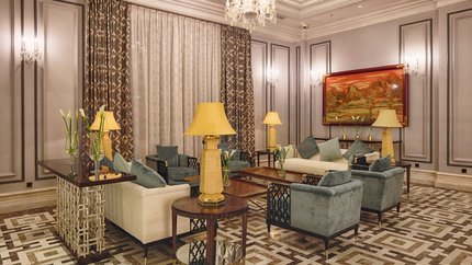Phòng đọc sách được thiết kế vô cùng sang trọng