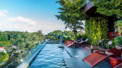 Bể Bơi Ngoài Trời