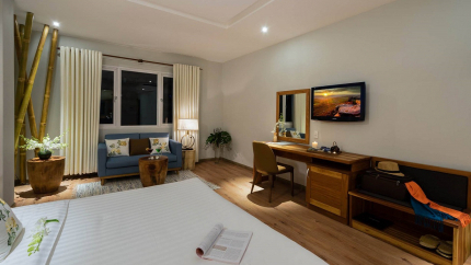 Phòng Suite King Bed