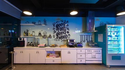 Khu vực nấu ăn SOJO Hạ Long Hotel