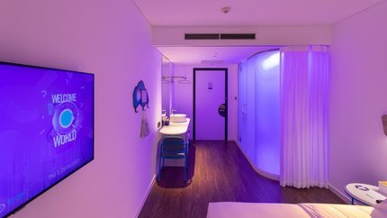 Hệ thống chiếu sáng trong phòng có thể đổi màu đa dạng