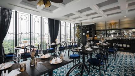 Nhà Hàng Khách Sạn Solaria