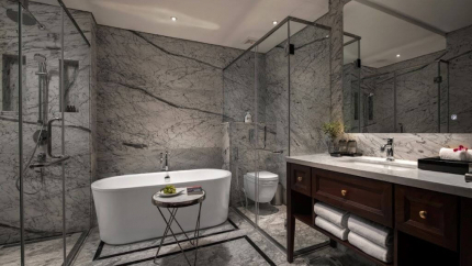 Phòng tắm Suite Balcony Soleil Boutique