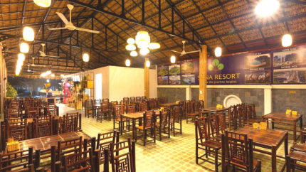 Không gian nhà hàng tại Sona Ninh Bình