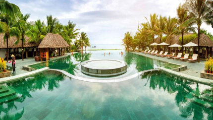 Hồ bơi Sonata Resort & Spa Phan Thiết