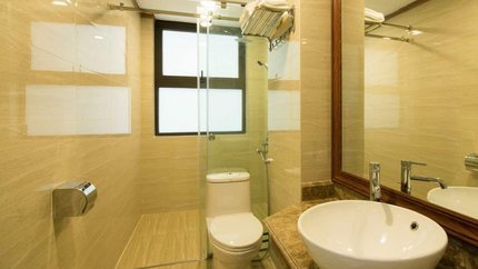 Khu vực nhà vệ sinh (2)