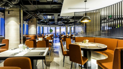 Không Gian Sang Trọng Tại Nhà Hàng