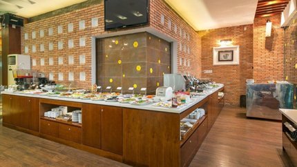 Quầy buffet tại nhà hàng