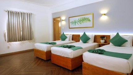 Phòng Premium Deluxe Triple