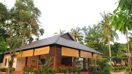 Nhà hàng Suối Mây