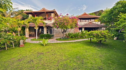 Takalau Residences & Resort