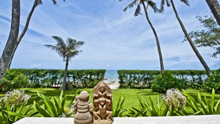 Lối ra bãi biển tại Takalau Residences & Resort