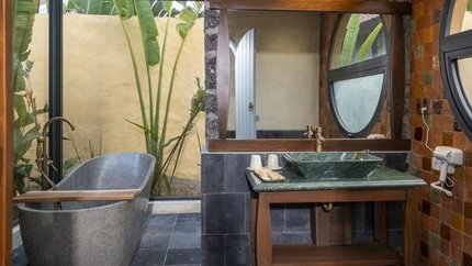 Phòng tắm bồn hiện đại