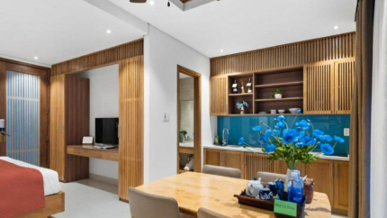 Phòng Deluxe Studio With Balcony Khách Sạn Tam House Villa Đà Nẵng