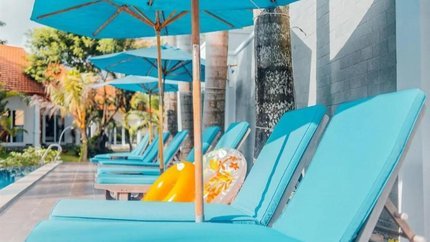 Ghế nằm tắm nắng