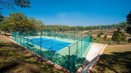 Sân tennis